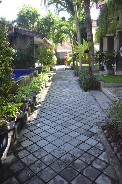 D'Kubu Daje Bali Redpartner Hotel Kuta  Exterior photo