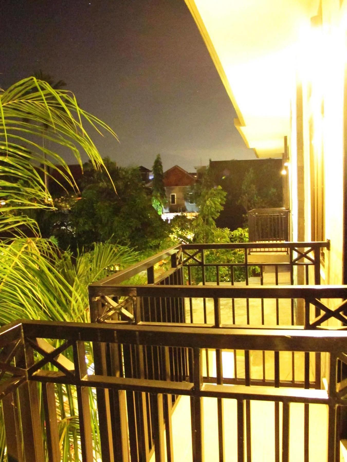 D'Kubu Daje Bali Redpartner Hotel Kuta  Exterior photo